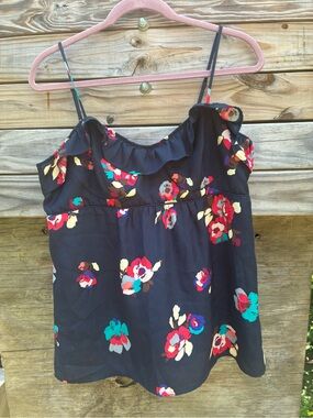 American Eagle Silky Navy Floral Ruffle Tank Tp Size Large